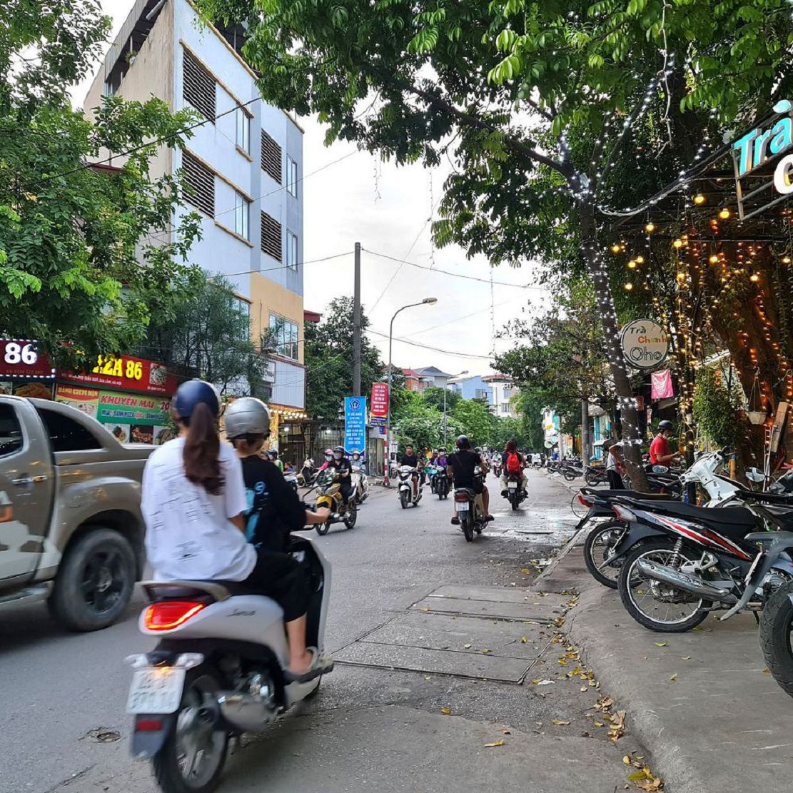 66m2 mặt phố kinh doanh Trâu Quỳ, Gia Lâm, Hà Nội. Phố rộng 10m sầm uất. Lh 0989894845 - Ảnh 1